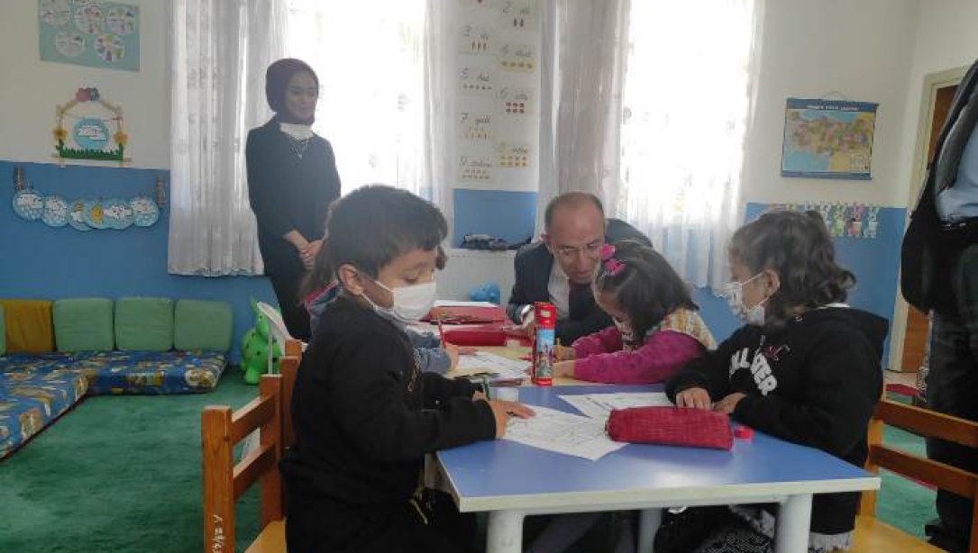 İlçe Milli Eğitim Müdürü Ali TURAN'ın Gülözü İlkokulu ziyareti.